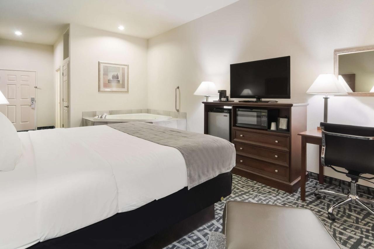 Best Western Comanche Inn Екстериор снимка