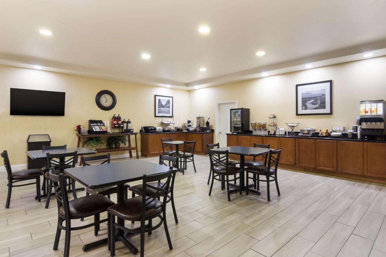 Best Western Comanche Inn Екстериор снимка