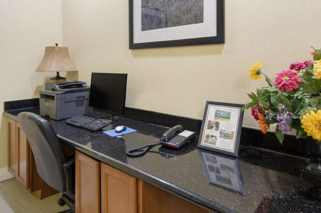 Best Western Comanche Inn Екстериор снимка